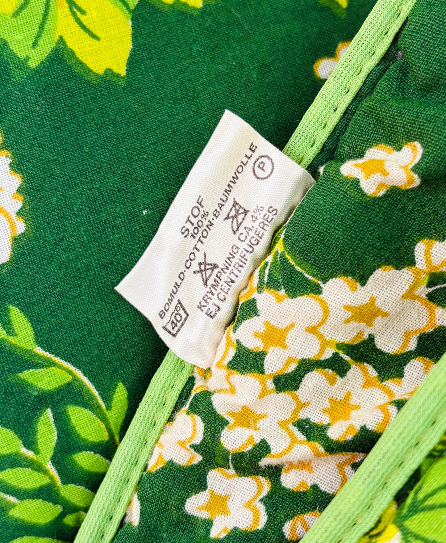 Retro-vattæppe med blomsterprint