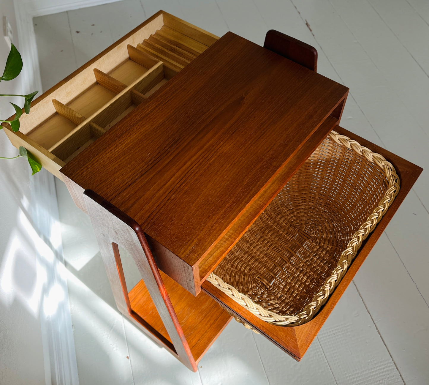 Vintage Teak Sybord