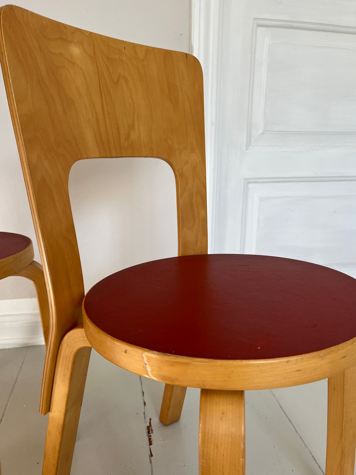 Alvar Aalto stole model 66 – Artek
