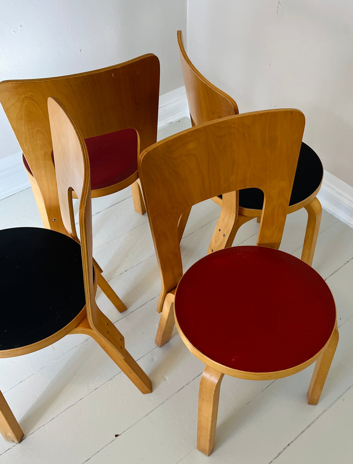 Alvar Aalto stole model 66 – Artek