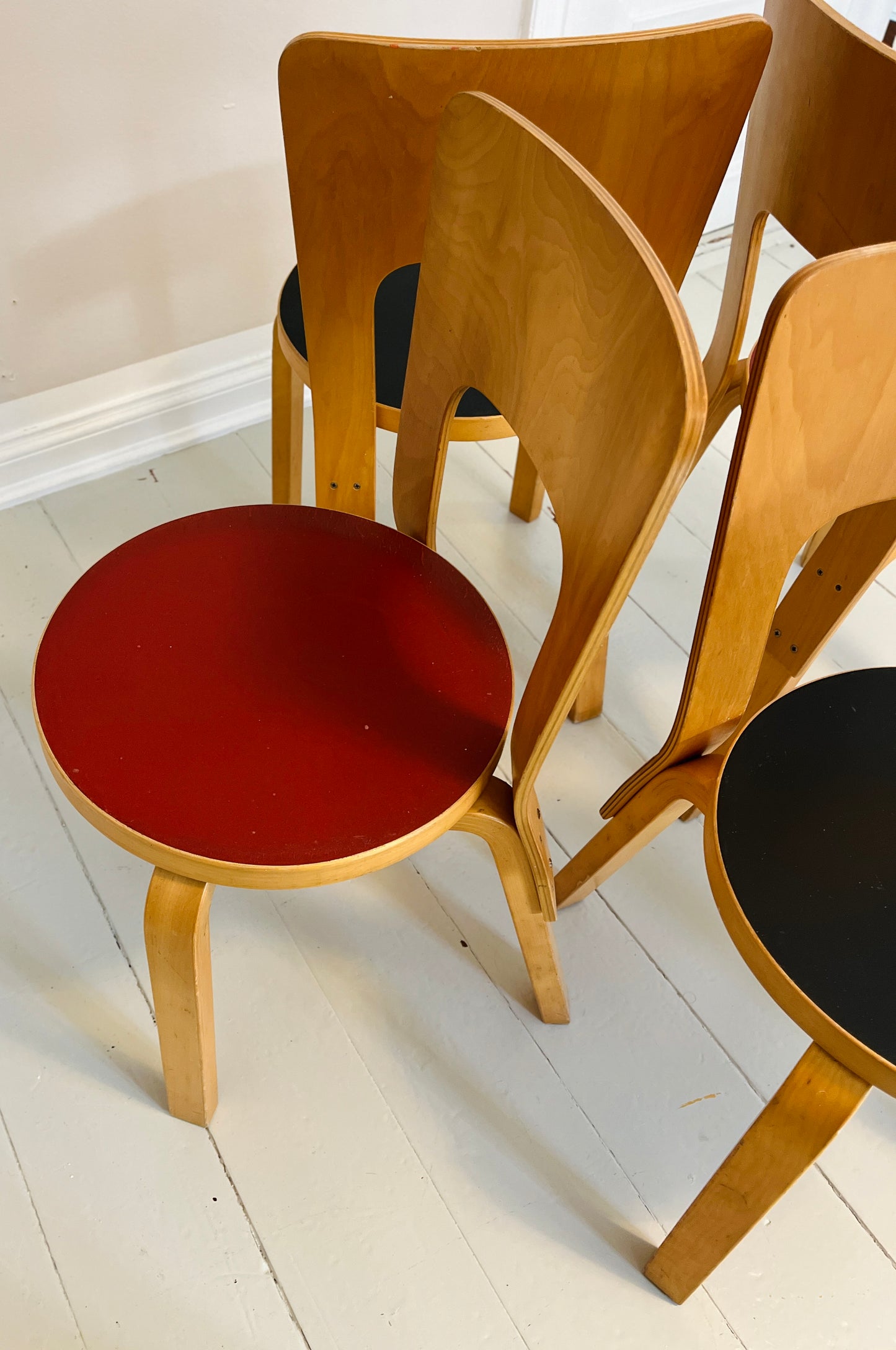 Alvar Aalto stole model 66 – Artek