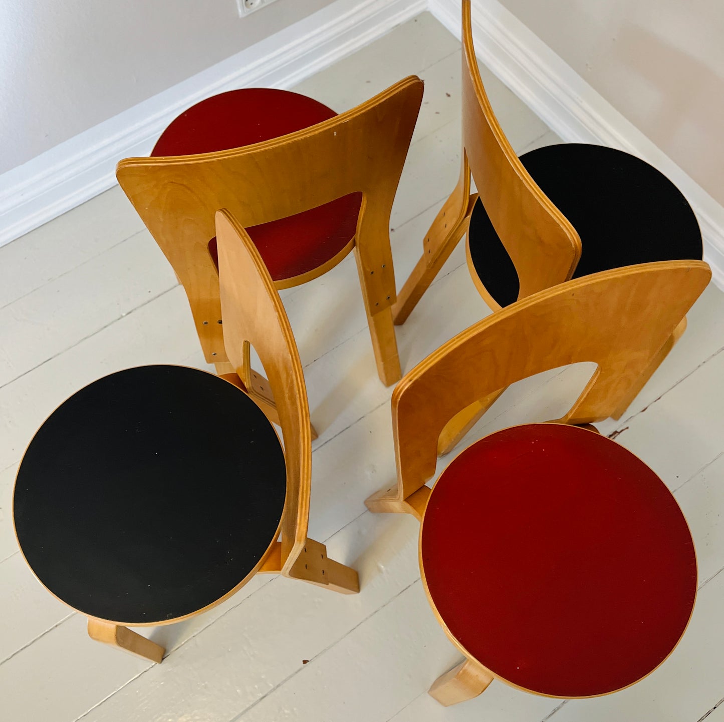 Alvar Aalto stole model 66 – Artek