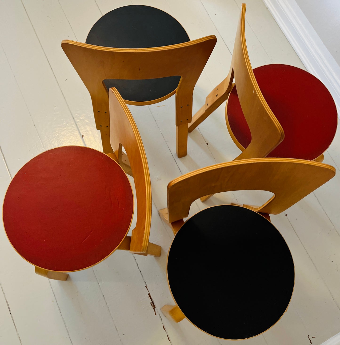 Alvar Aalto stole model 66 – Artek