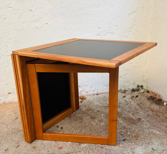 Sofa/side table