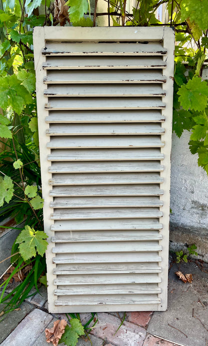 Gammel skodde i træ