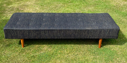 Retro daybed