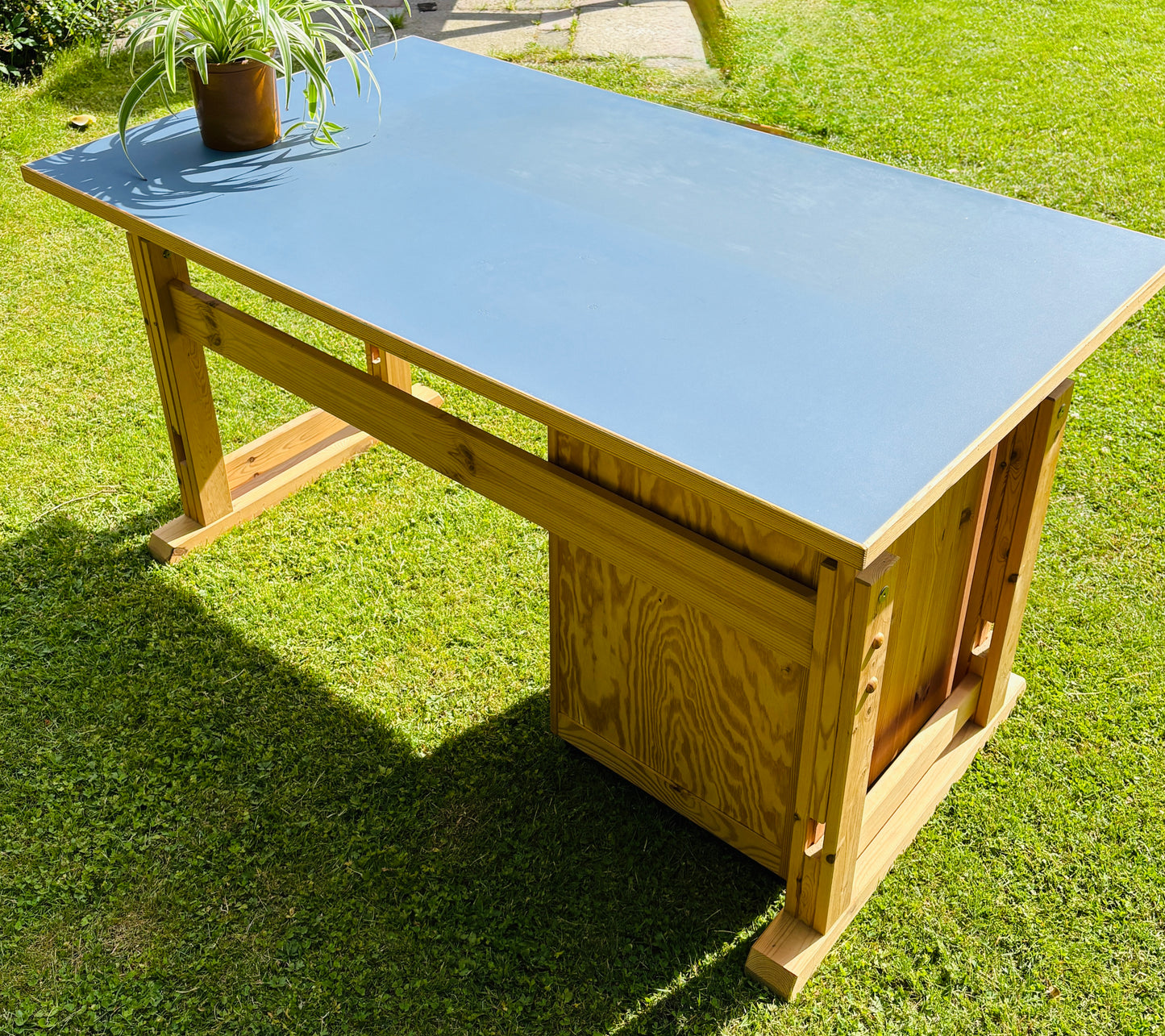 Tegnebord i fyrretræ