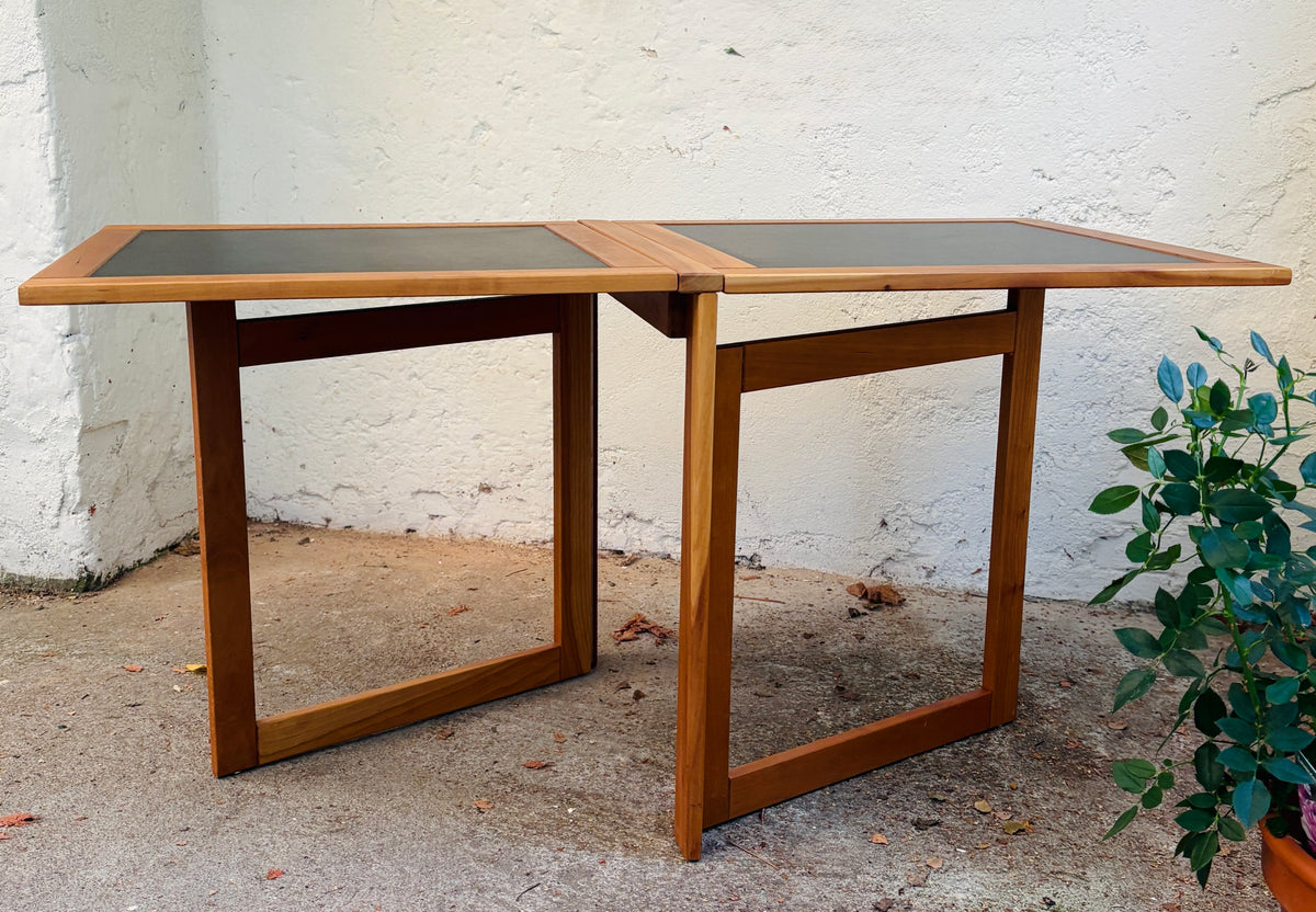 Sofa/side table