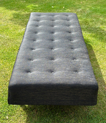 Retro daybed