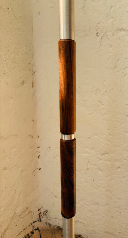 Vintagestanderlampe i alu og palisander