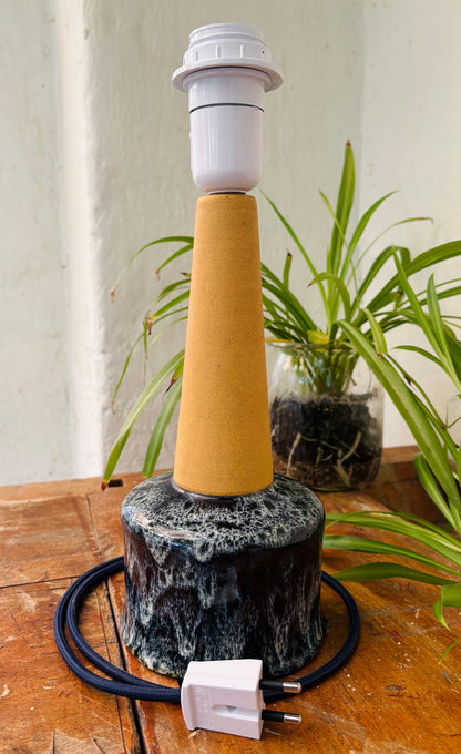 P. M. Keramik bordlampe i keramik
