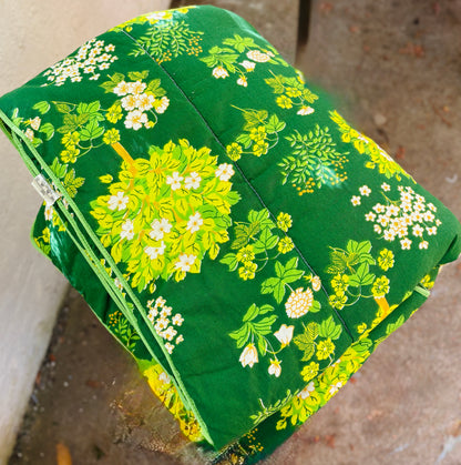 Retro-vattæppe med blomsterprint