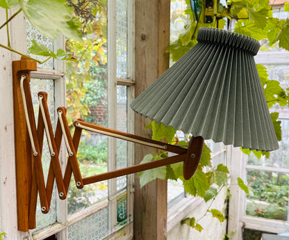 LE KLINT scissor lamp Model 332/34 in oak – WITHOUT shade