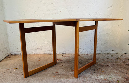 Sofa/side table