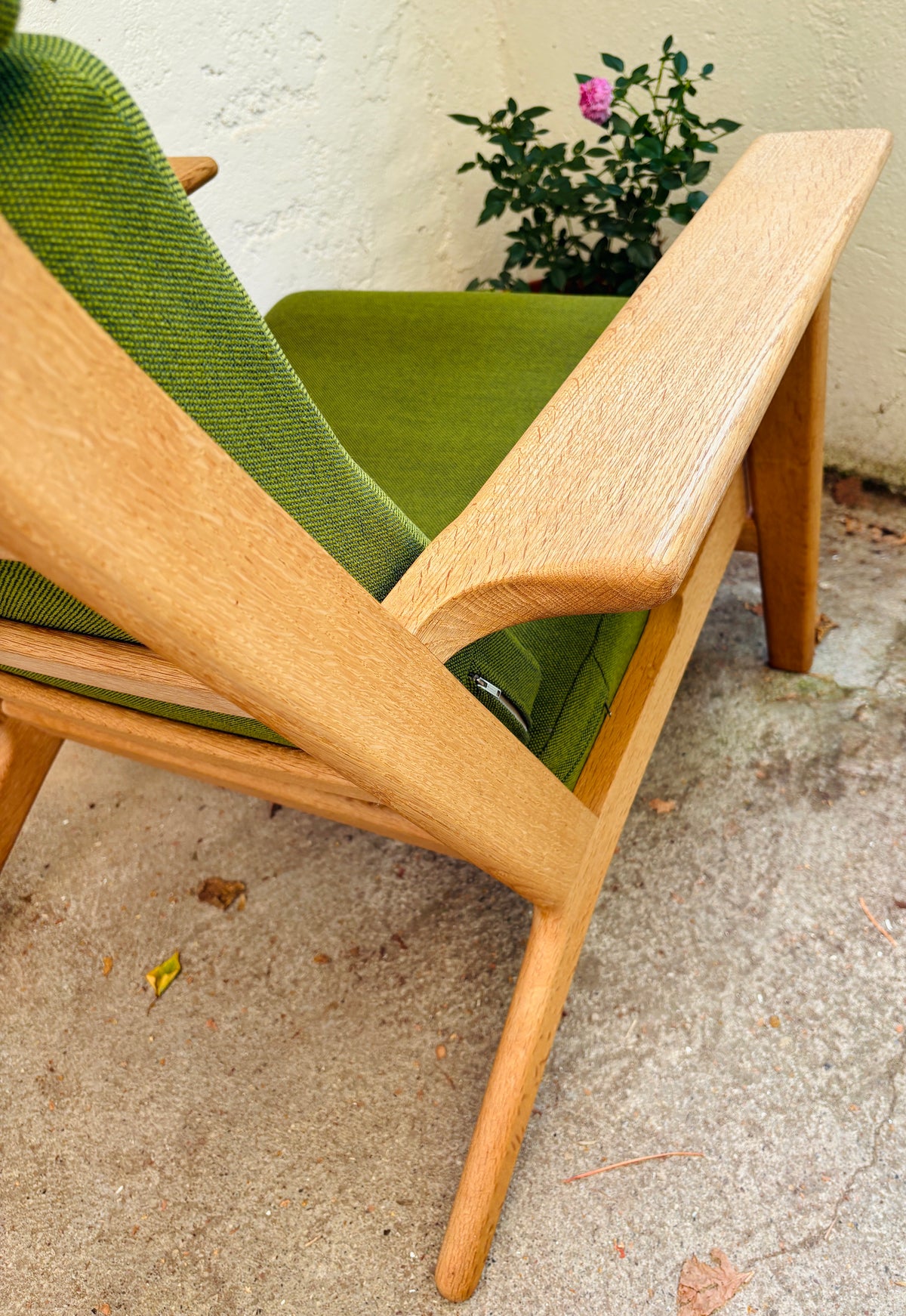 Hans J. Wegner GE 290A lænestol i eg