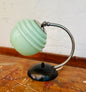 Art Deco lampe med mintgrøn glaskuppel