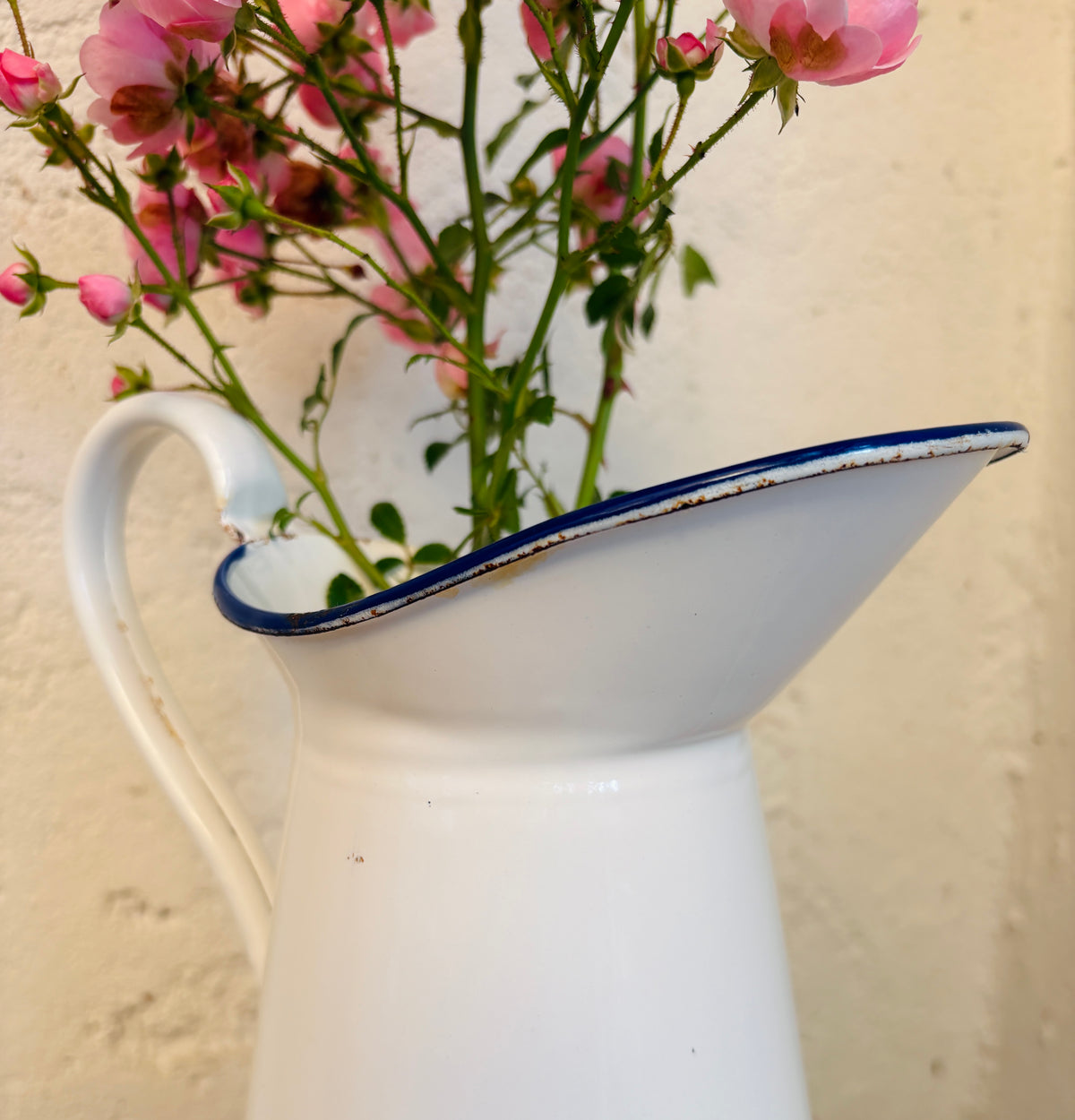 Enamel pitcher