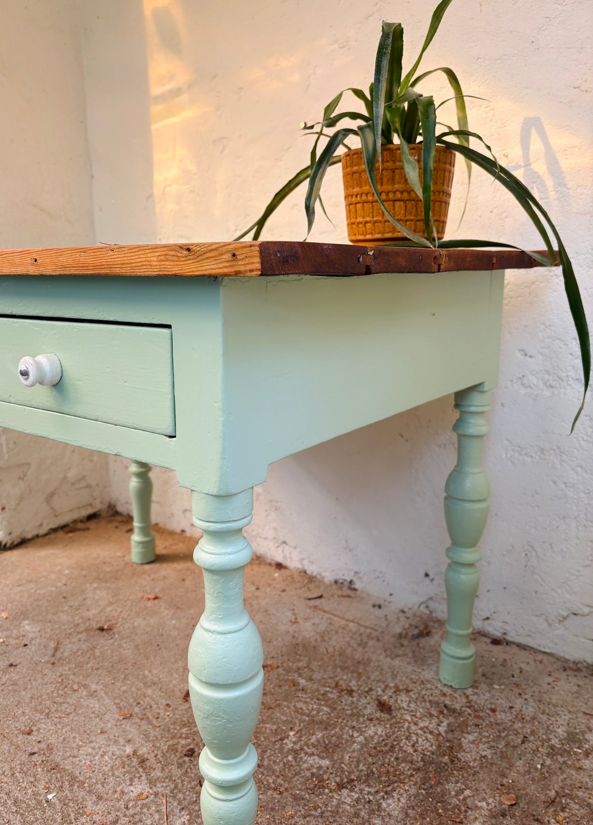 Table with drawers