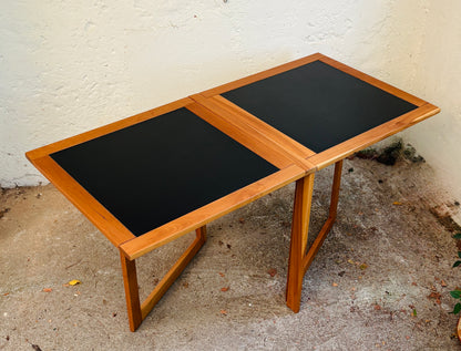 Sofa/side table