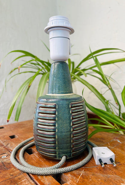 Søholm stentøjsbordlampe model 1012