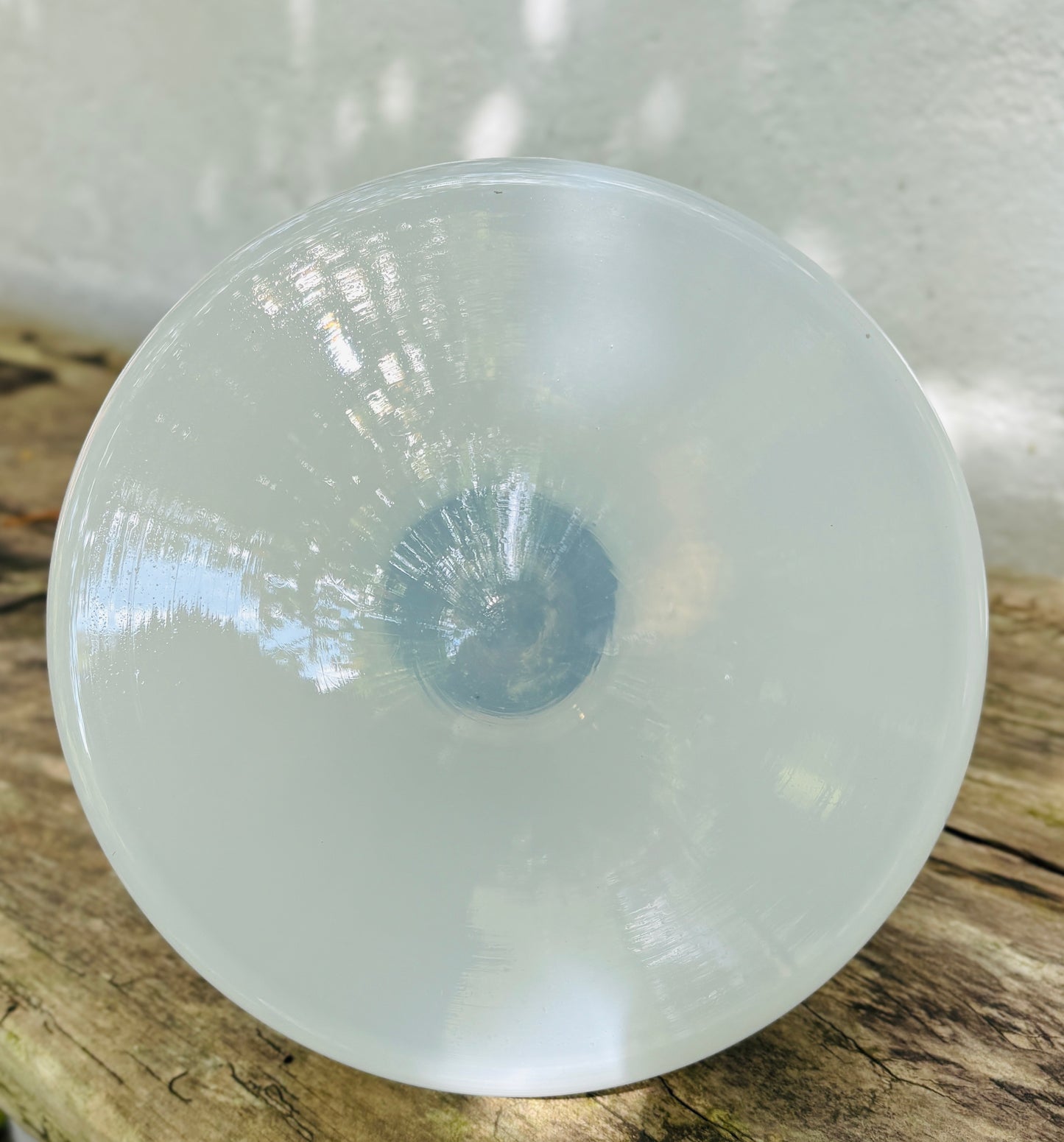 Gammel “skolelampe” i opalglas