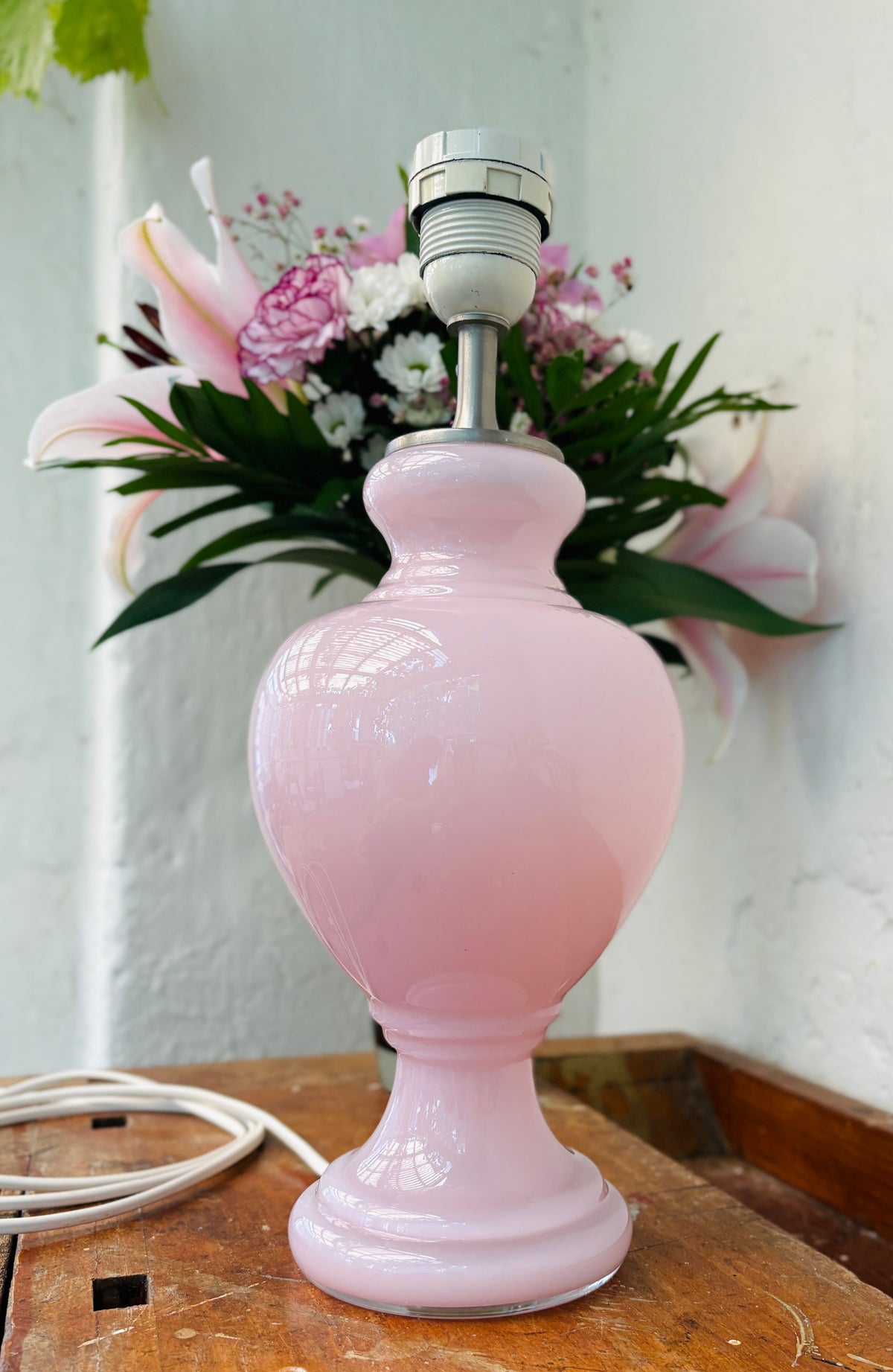 Holmegaard Florence table lamp in rose opal glass