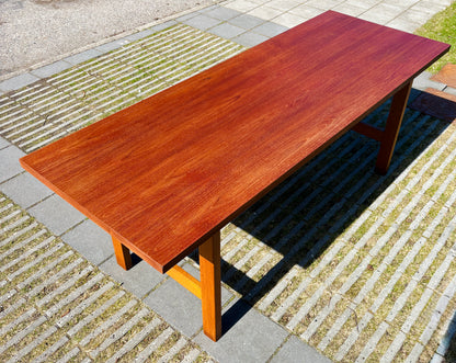 Vintage spise/tegnebord i teak og eg