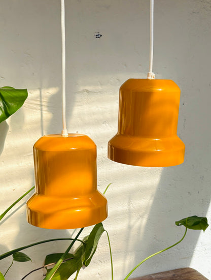 Sæt af 2 gule vintage pendler