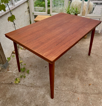 Teak spisebord med hollandsk udtræk