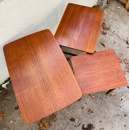 Sæt på tre indskudsborde i teak, dansk design fra 1960’erne