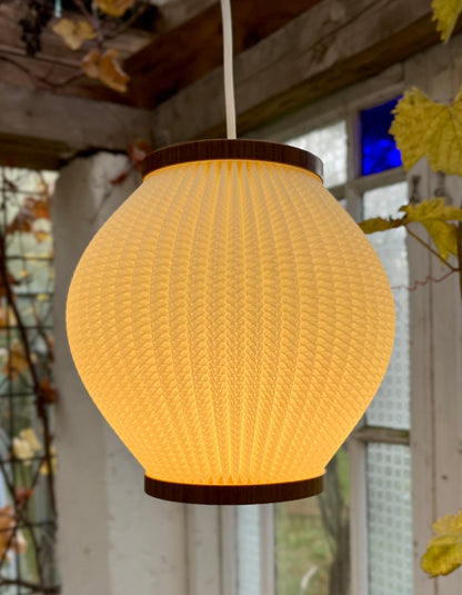 “Pearl Shade” pendel