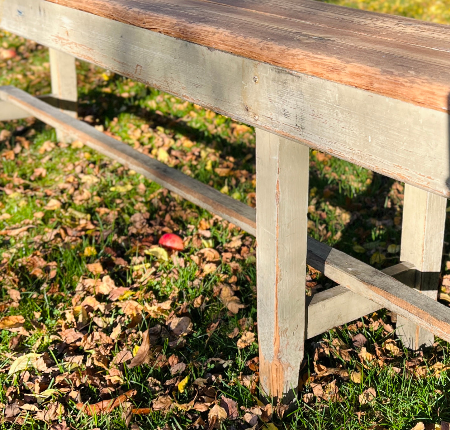 Gammel bænk i fyrretræ (2)