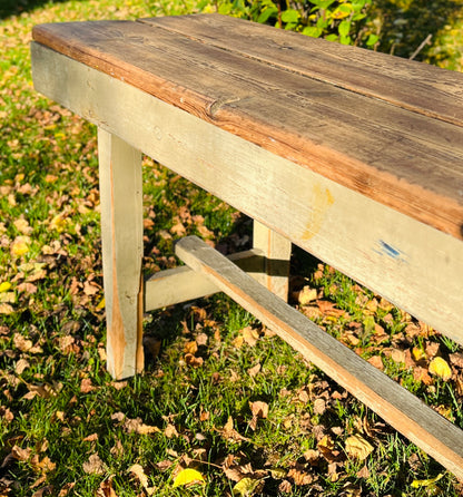 Gammel bænk i fyrretræ (2)