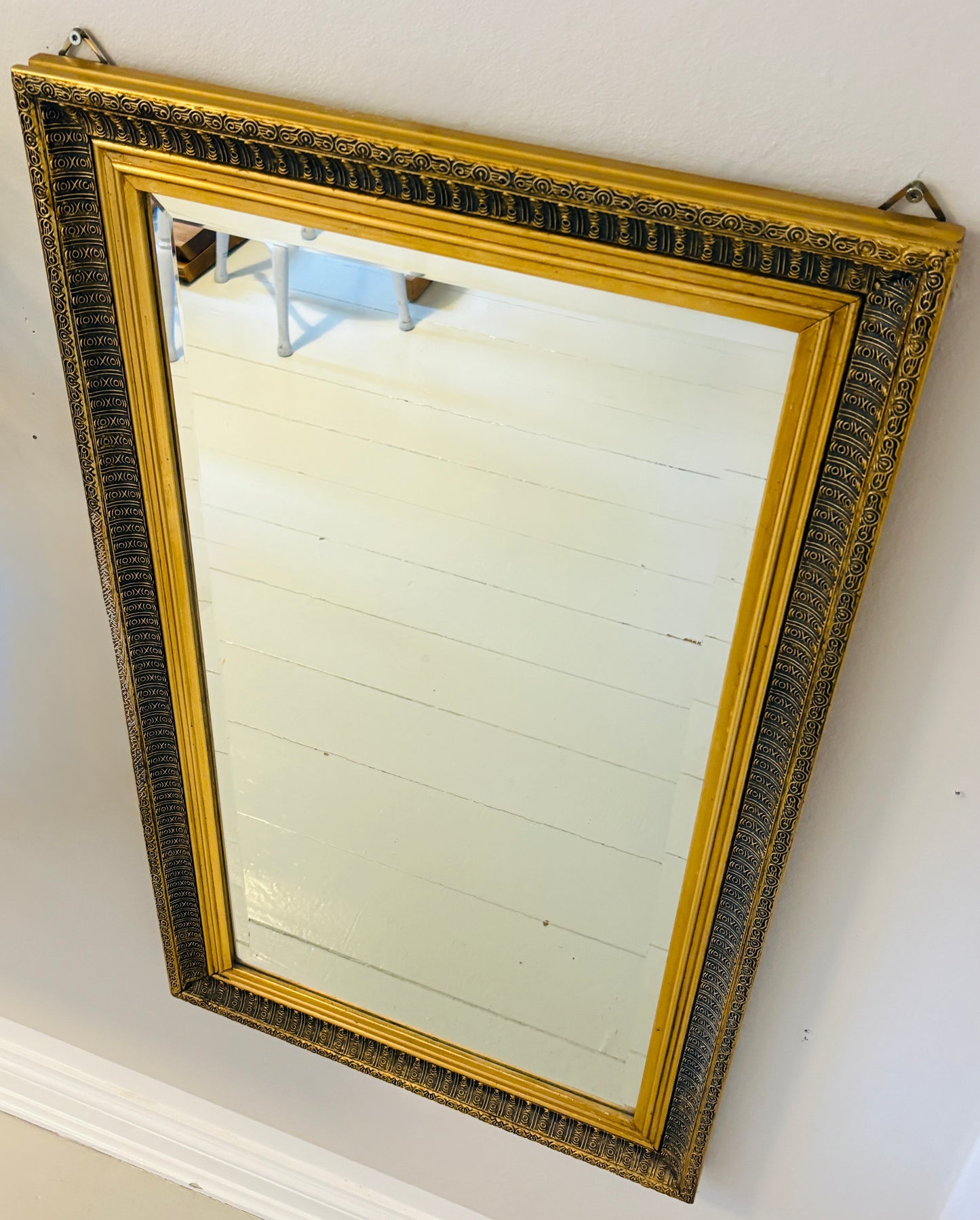 Stort spejl med facetslebet glas