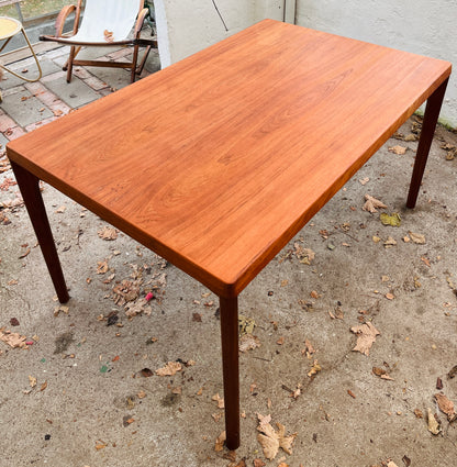 Spisebord i teak med hollandsk udtræk