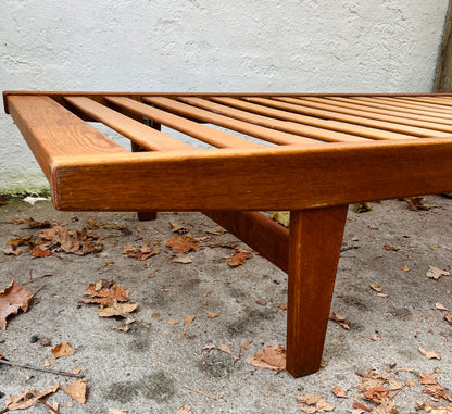 FDB daybed af Poul Volther – massiv eg med smuk patina