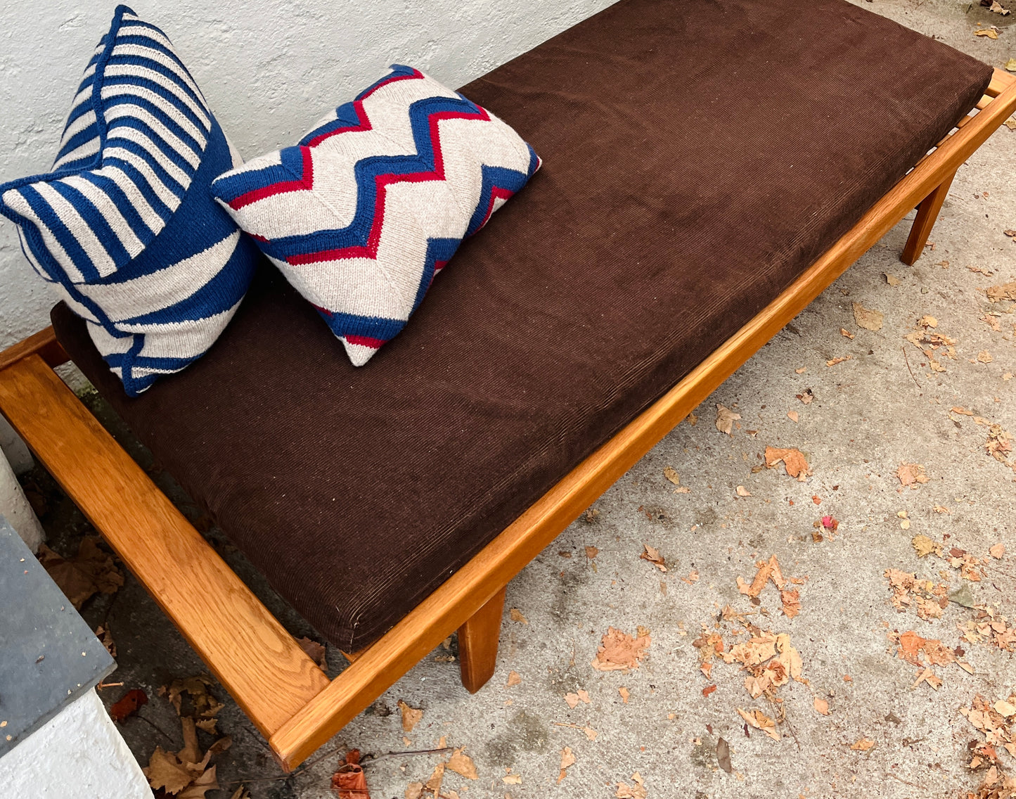 FDB daybed af Poul Volther – massiv eg med smuk patina