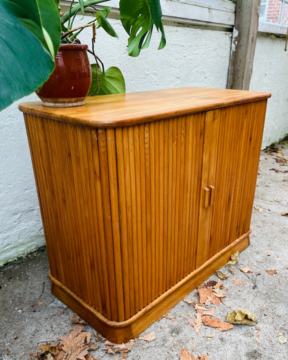 Vintage Jalousiskab med to låger