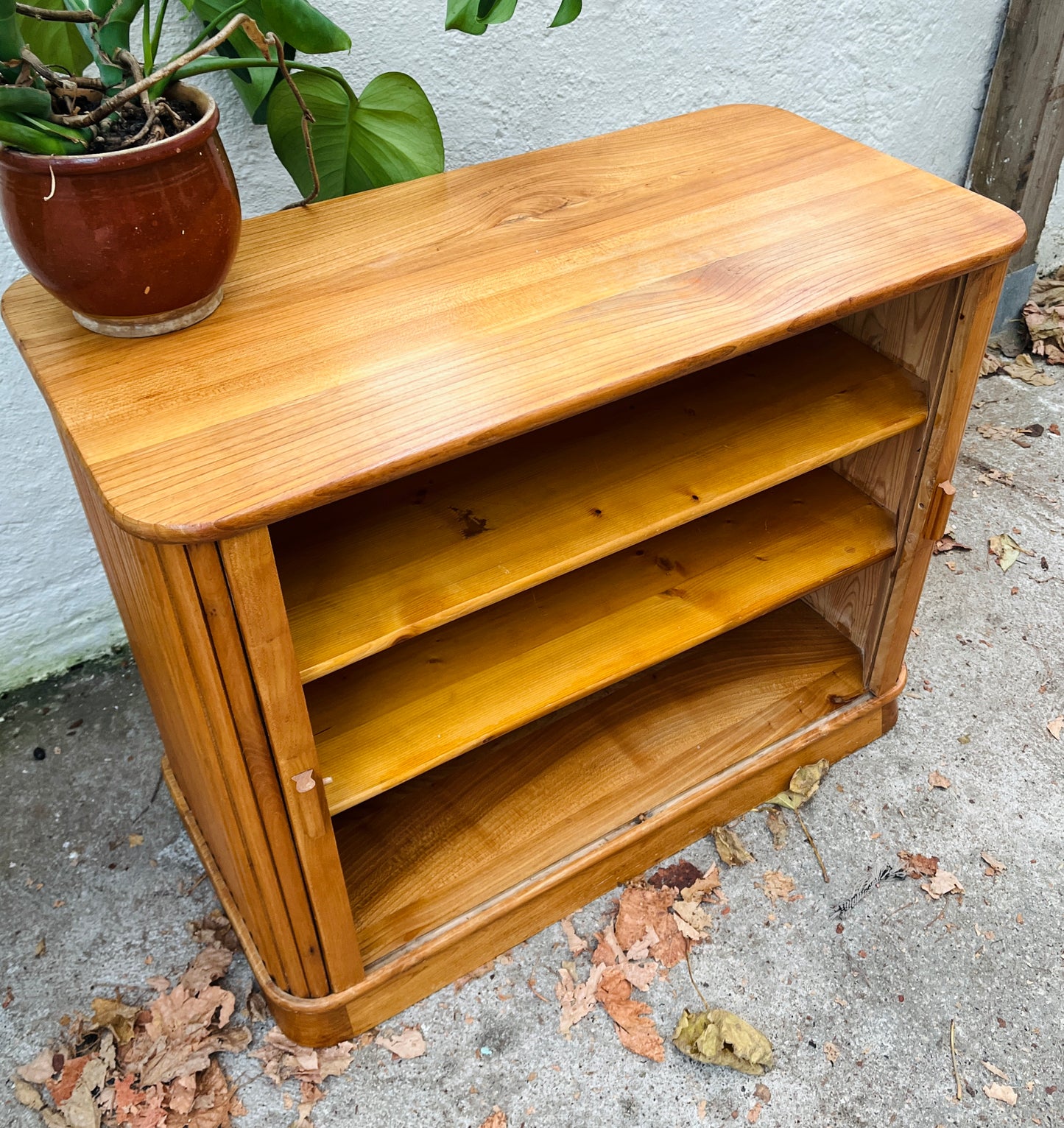 Vintage Jalousiskab med to låger