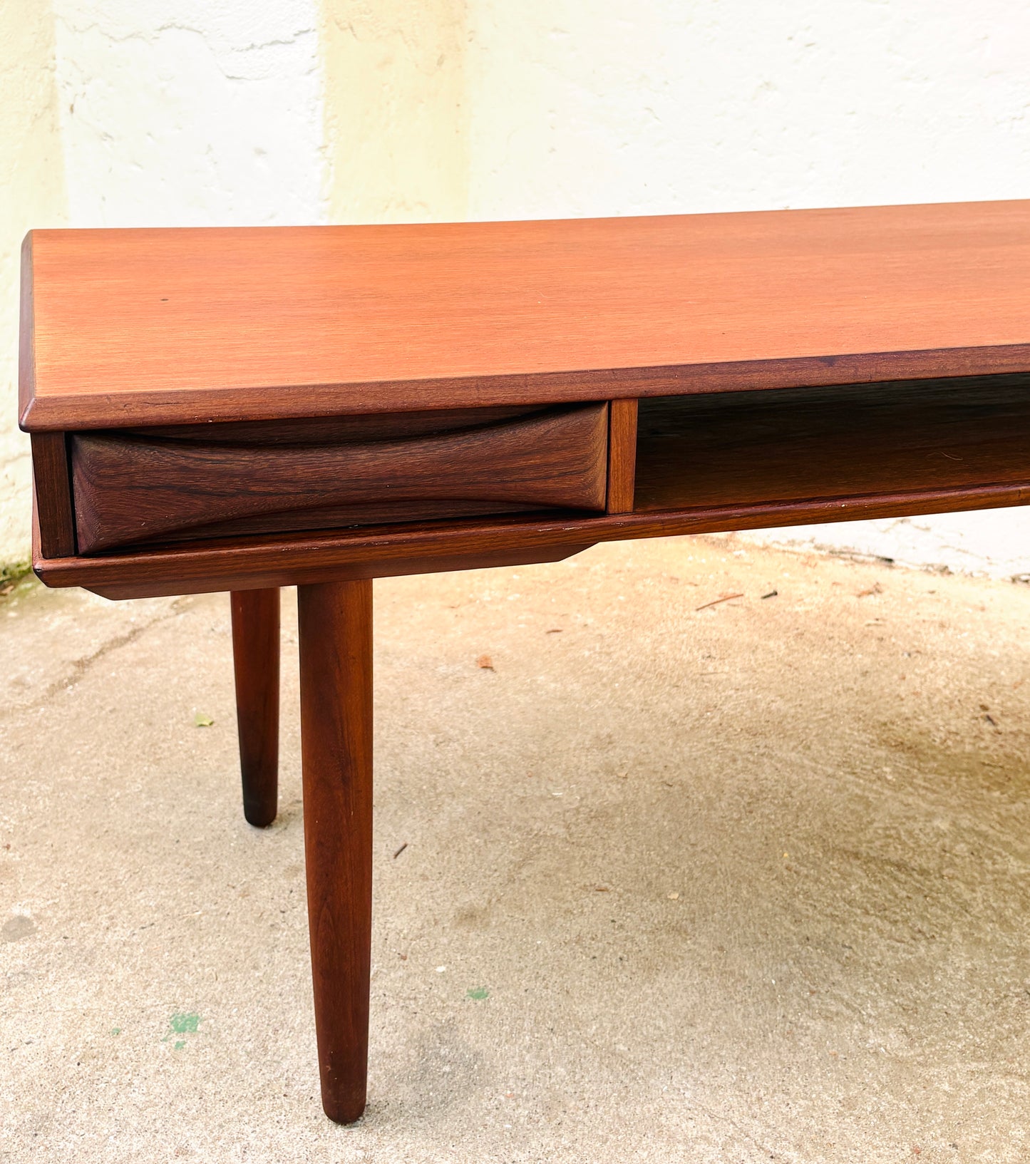 Dyrlund sofabord i teak
