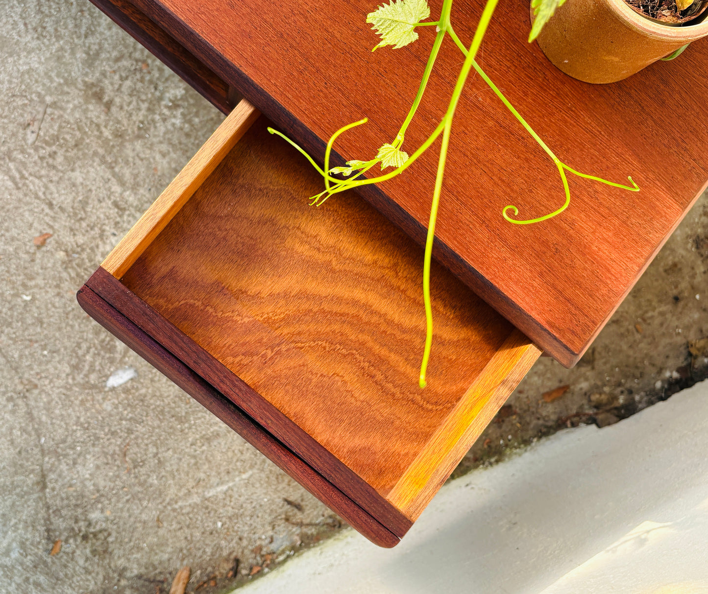 Dyrlund sofabord i teak