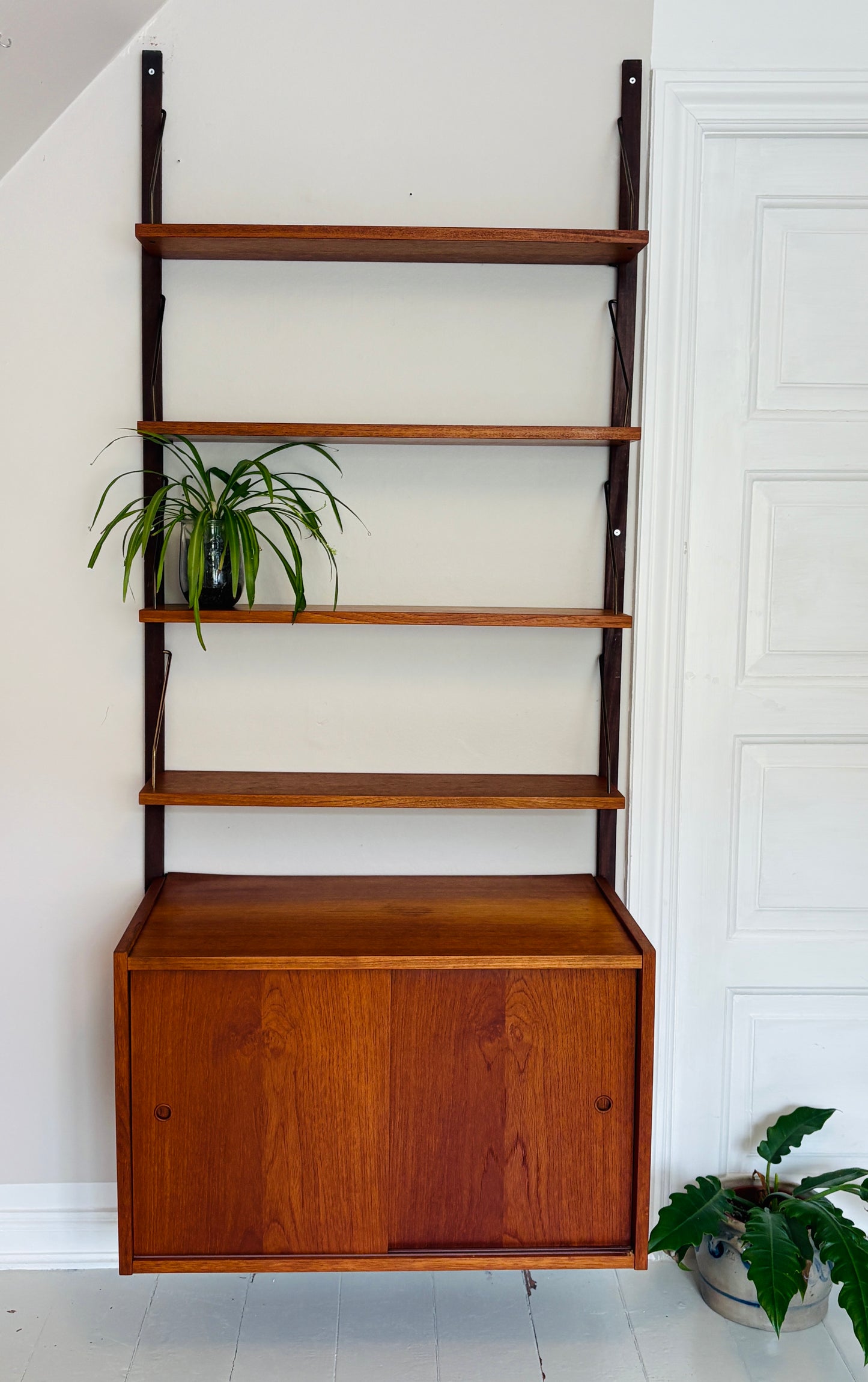 PS reolsystem i teak