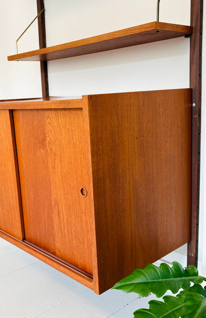 PS reolsystem i teak