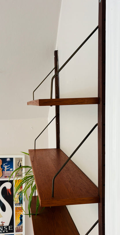 PS reolsystem i teak
