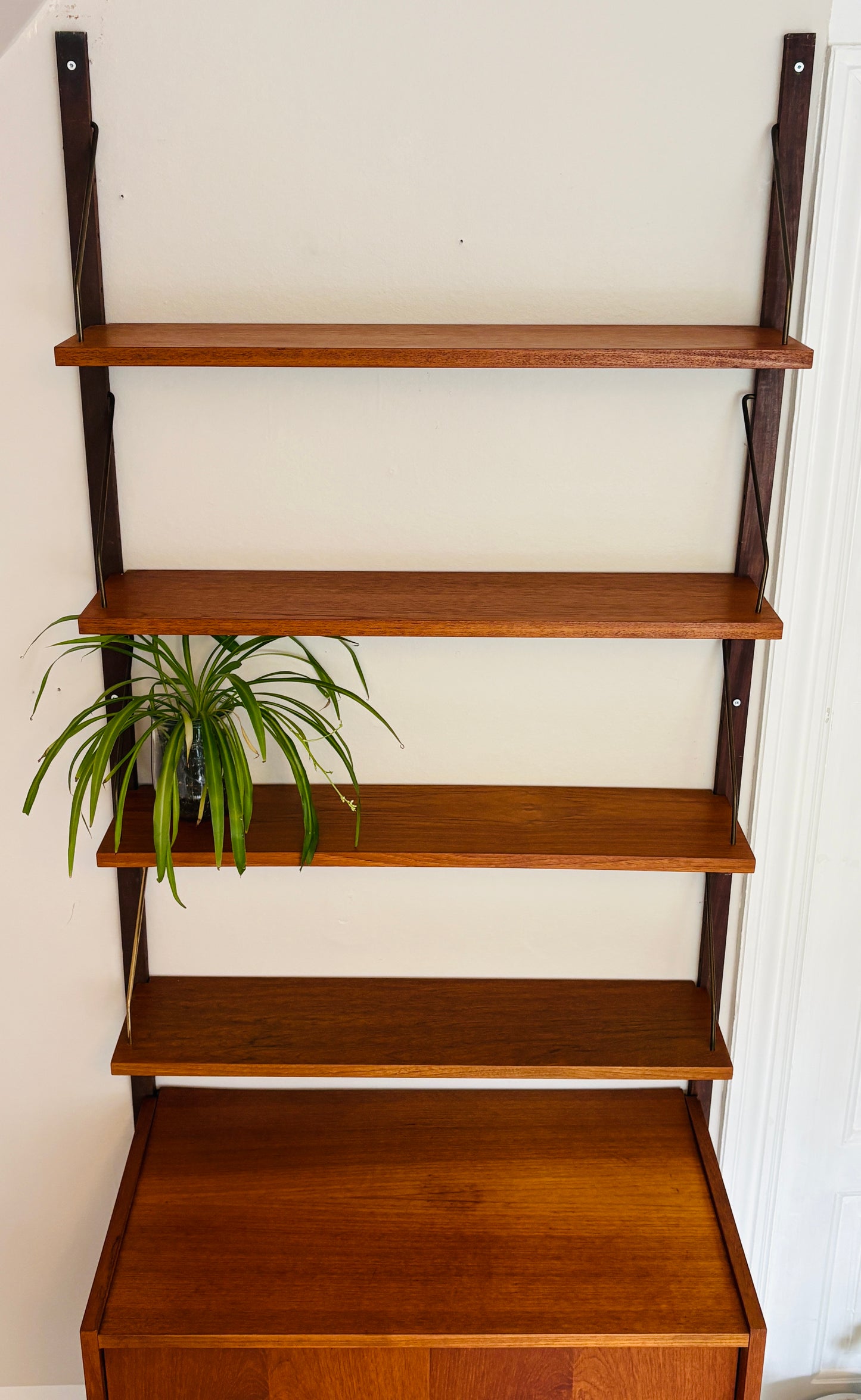 PS reolsystem i teak