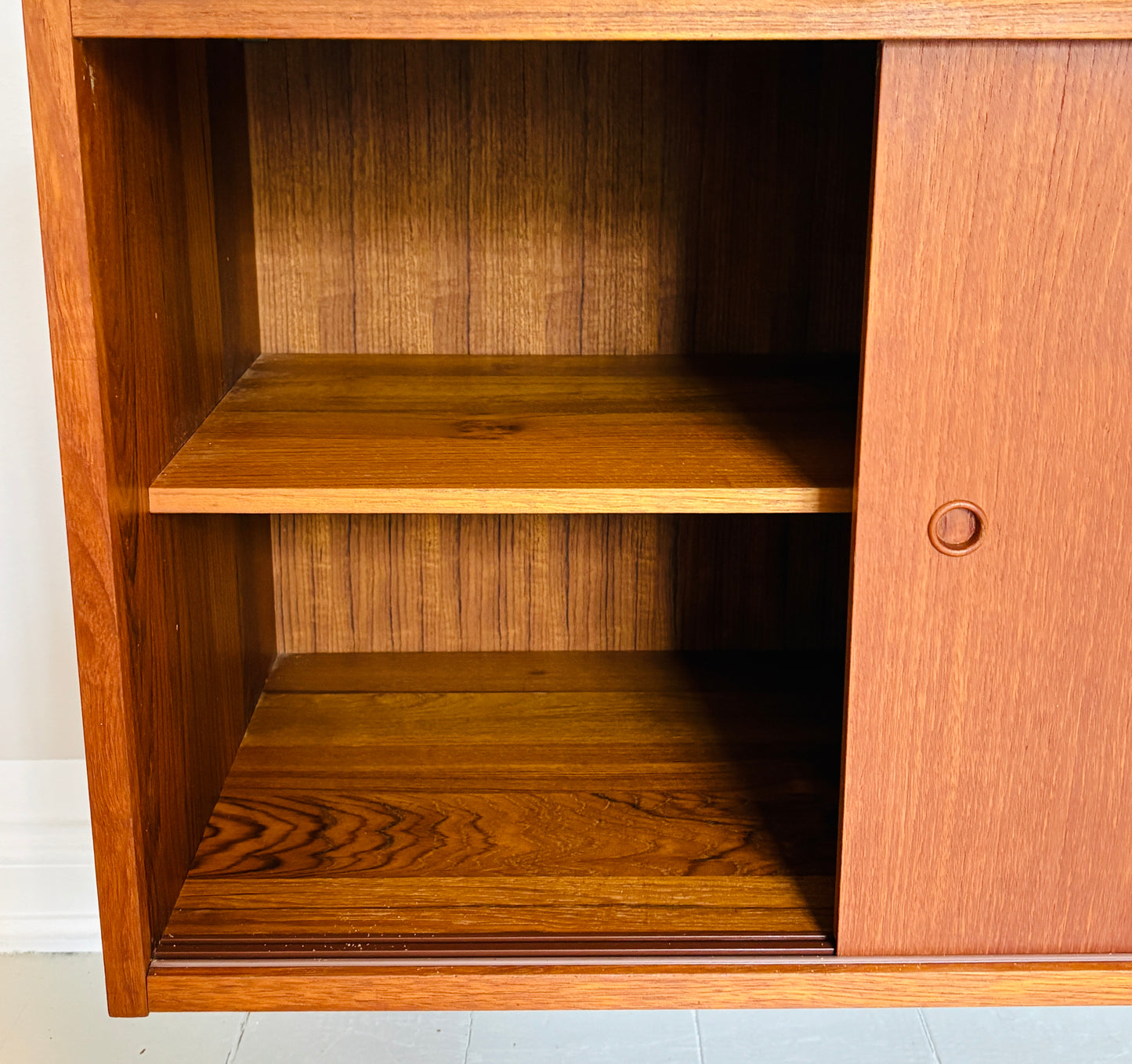 PS reolsystem i teak