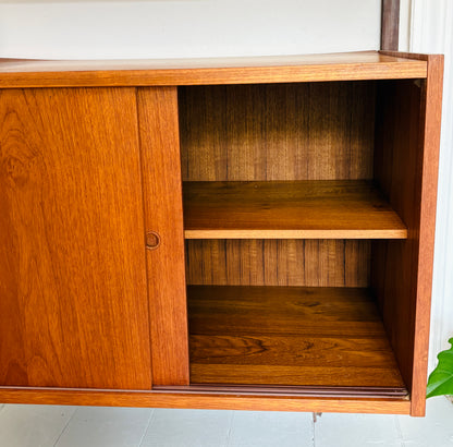PS reolsystem i teak