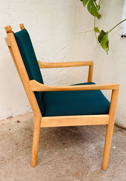 Hans J. Wegner Easy Chair model 1788