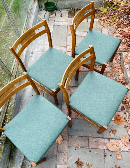 4 retro spisebordsstole i eg