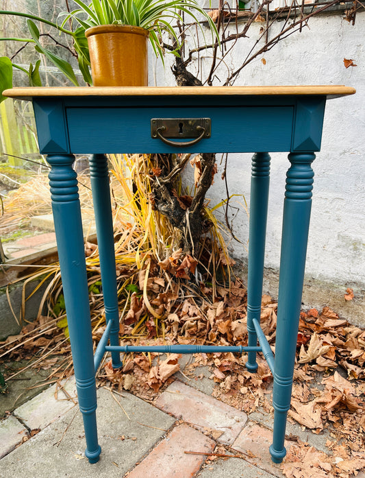 Lille entrébord / sidebord